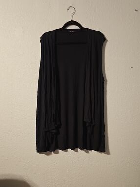 Black Open-Front Sleeveless Drape Vest